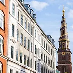 Homely 1 Bedroom Flat By The Copenhagen Lakes