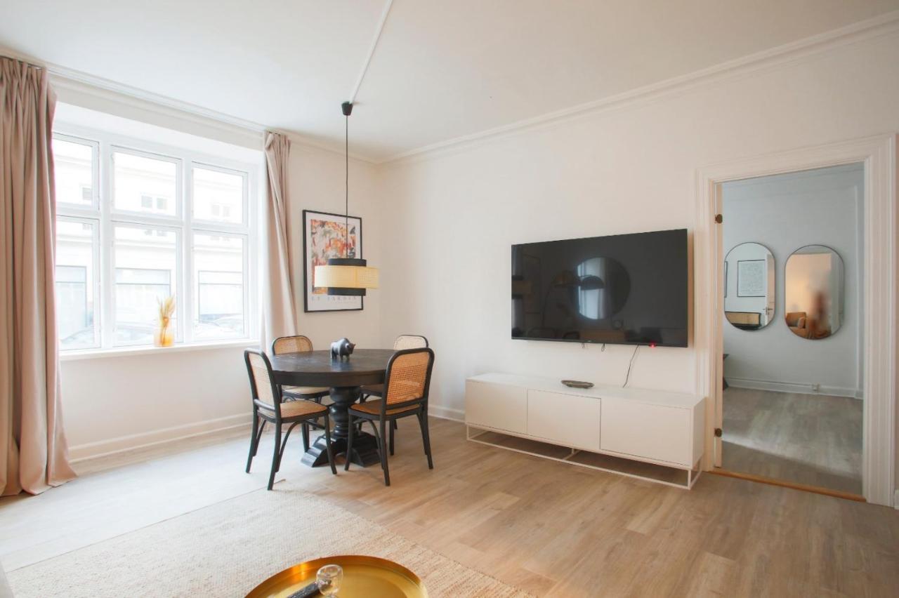 Homely 1 Bedroom Flat By The Lakes Kopenhagen